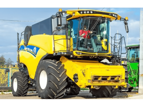 Комбайн New Holland CX 8.90 (2018)