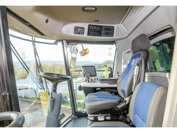 Комбайн New Holland CX 8.90 (2018)