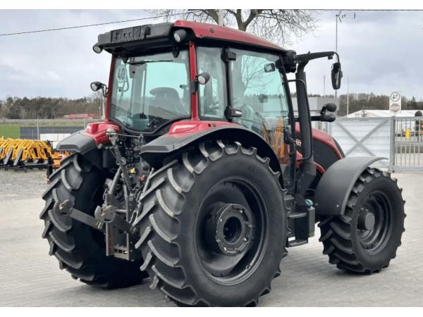 Трактор Valtra A 104 (2017)