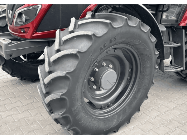 Трактор Valtra A 104 (2017)