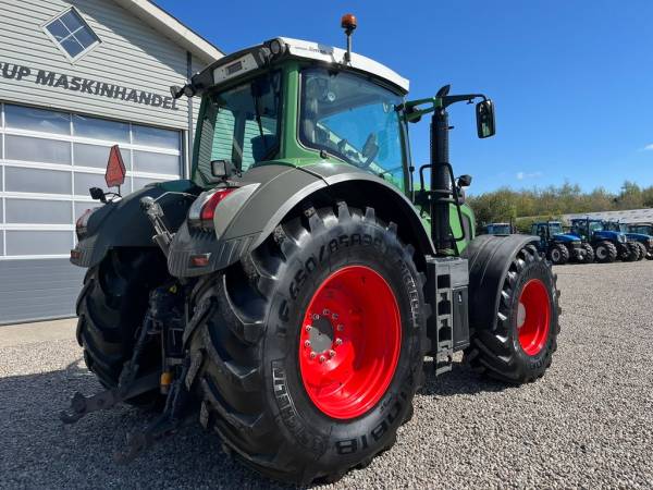Трактор Fendt  826 Vario (2010)