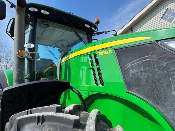 Трактор John Deere 7280R (2012)