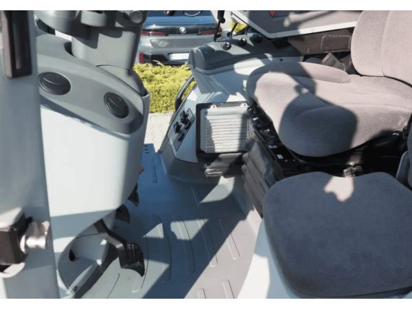 Трактор Claas Axion 810 (2018)