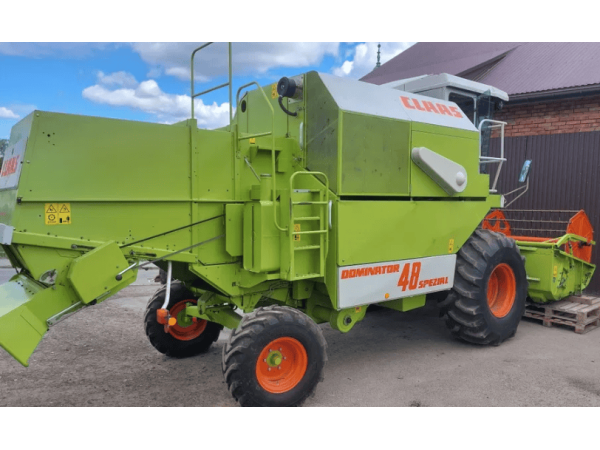 Комбайн Claas Dominator 48 (1997)