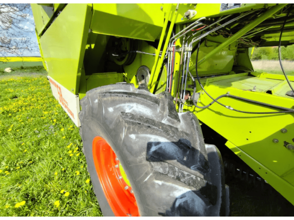 Комбайн Claas Dominator 58 (1990)