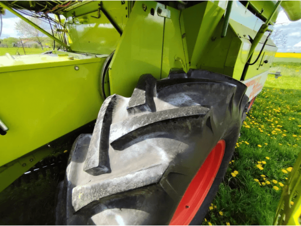 Комбайн Claas Dominator 58 (1990)