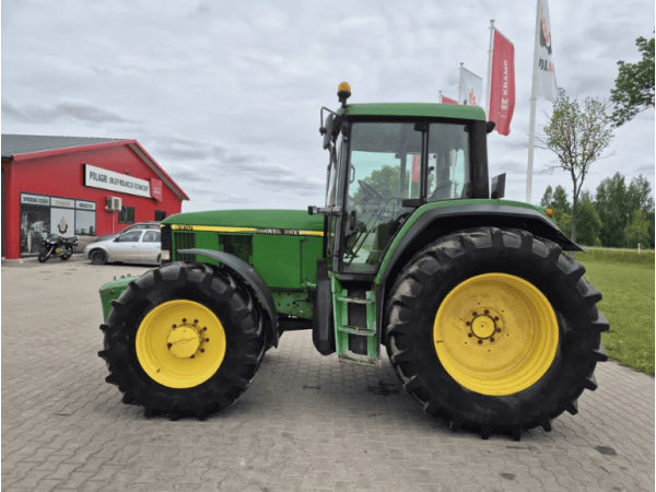 Трактор John Deere 6900 (1998)