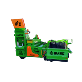 Тыквоуборочный комбайн Garbuz GZ-5
