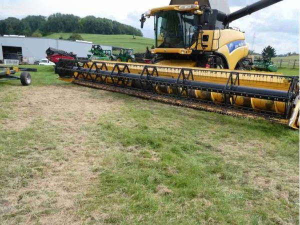 Комбайн New Holland CR 9090 (2011)