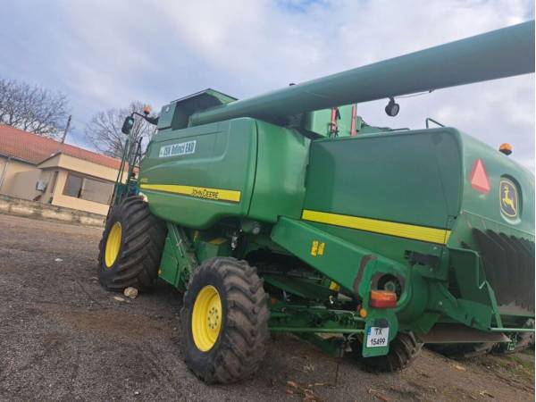 Комбайн John Deere W650 (2013)