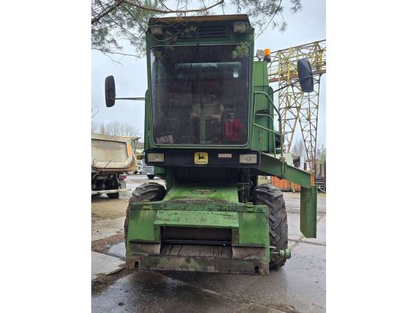 Комбайн John Deere 955 (1984)