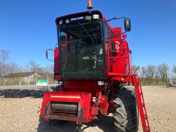 Комбайн Case IH 1660 (1992)