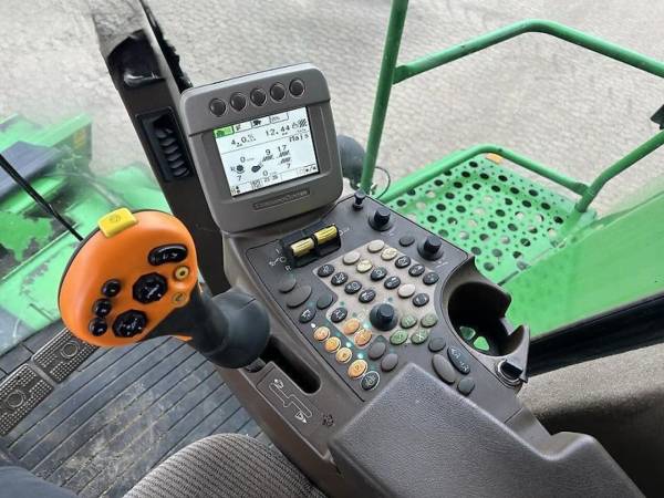 Комбайн John Deere T660i (2009)