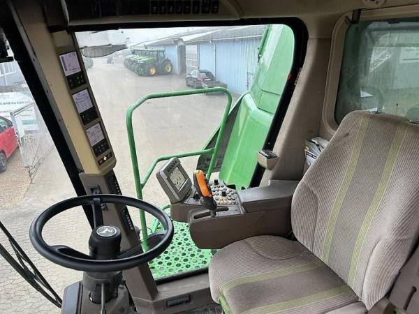 Комбайн John Deere T660i (2009)