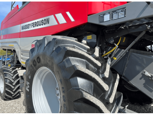 Комбайн Massey Ferguson 7370 (2012)