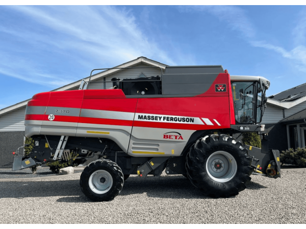 Комбайн Massey Ferguson 7370 (2012)