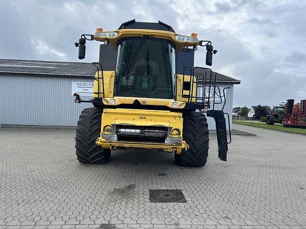Комбайн New Holland CR 980 (2005)