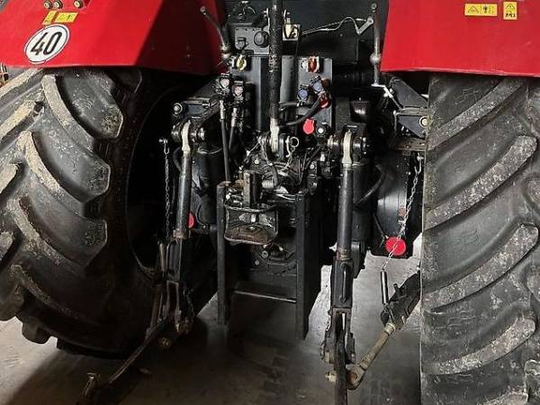 Трактор Case IH CVX 150 (2011)