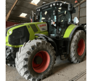 Трактор Claas Axion 830
