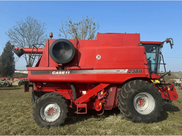 Комбайн Case IH 2388 (2007)