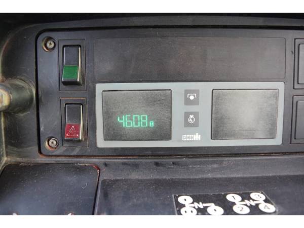 Трактор Case IH 840 (1993)