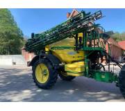 Причіпний обприскувач John Deere 840