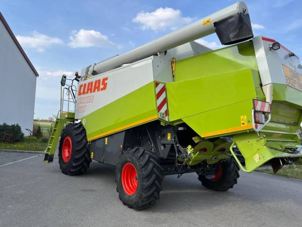 Комбайн Claas Lexion 460 (2001)