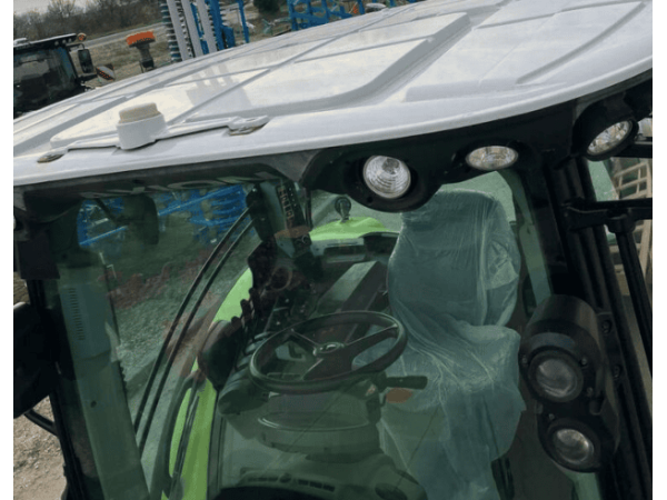 Трактор Claas Axion 850 (2020)