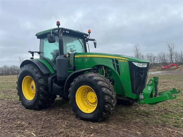 Трактор John Deere 8335R (2014)