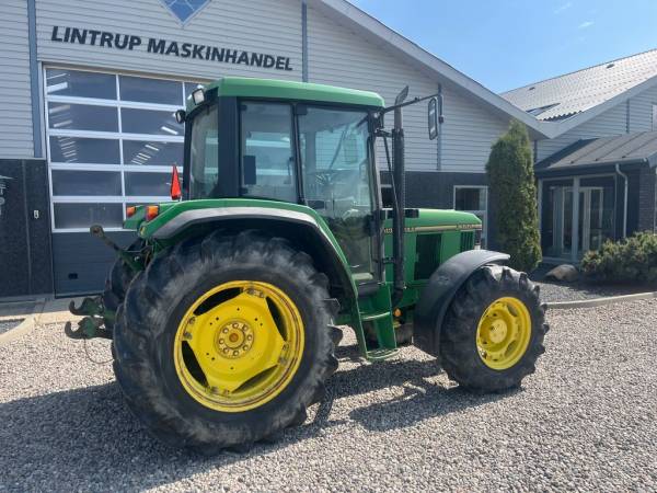Трактор John Deere 6300 (1992)