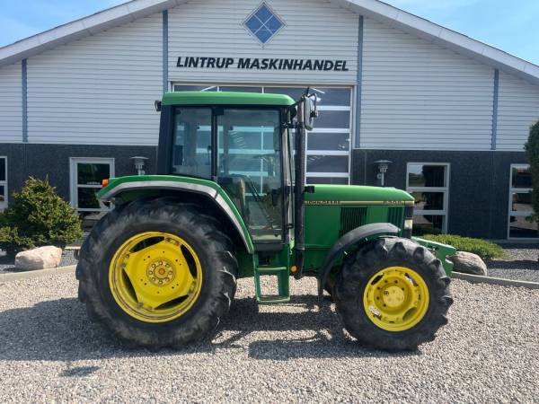 Трактор John Deere 6300 (1992)