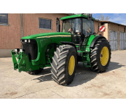 Трактор John Deere 8320