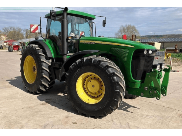 Трактор John Deere 8320 (2003)