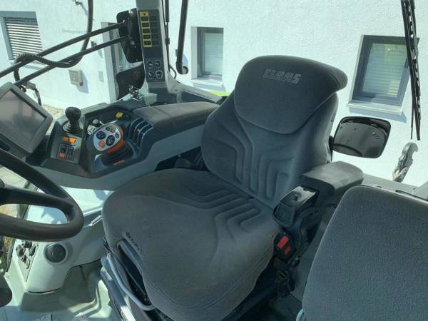 Трактор Claas Axion 930 (2017)