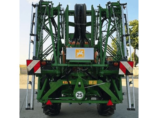 Причіпний обприскувач Amazone UG 3000 Nova (2005)