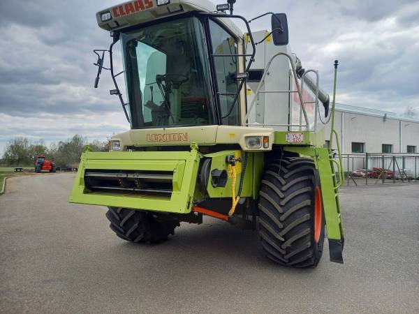 Комбайн Claas Lexion 440 (2000)