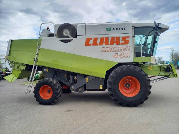 Комбайн Claas Lexion 440 (2000)