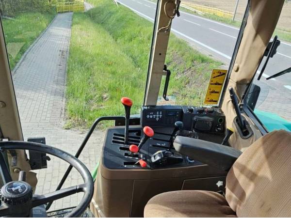 Трактор John Deere 6200 (1993)