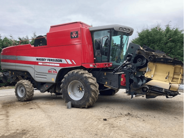 Комбайн Massey Ferguson 7270 (2005)