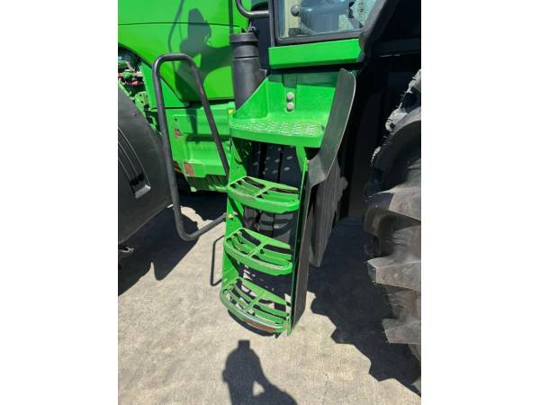 Трактор John Deere 8230 (2007)