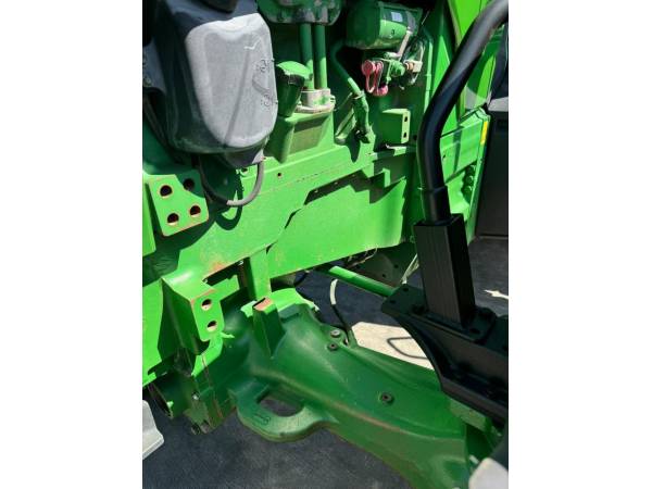 Трактор John Deere 8230 (2007)