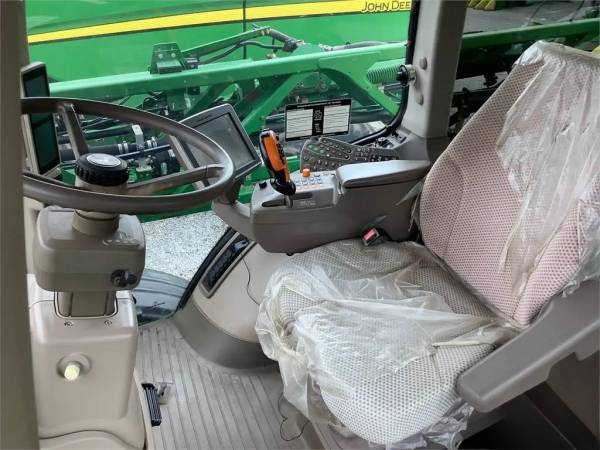 Обприскувач John Deere R4030 (2016)