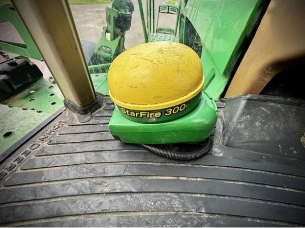 Самохідний обприскувач John Deere 4730 (2008)