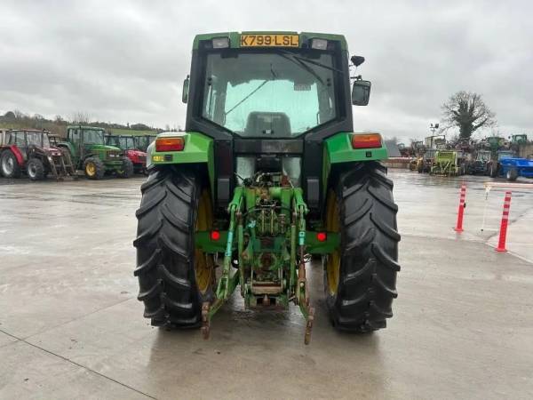 Трактор John Deere 6400 (1993)