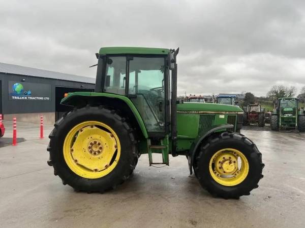 Трактор John Deere 6400 (1993)