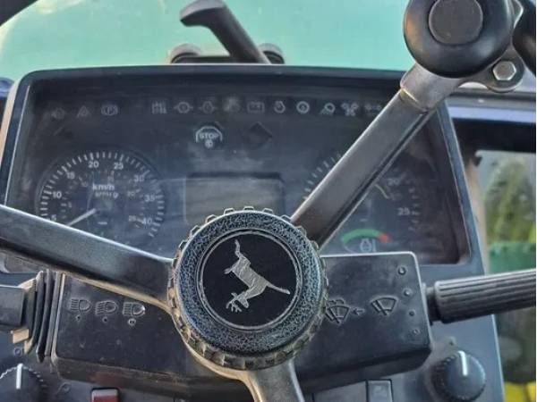 Трактор John Deere 6400 (1995)