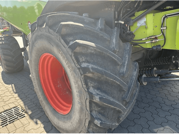 Комбайн Claas Lexion 540 (2005)