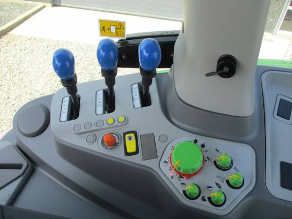 Трактор Deutz-Fahr 6205G Agrotron (2025)