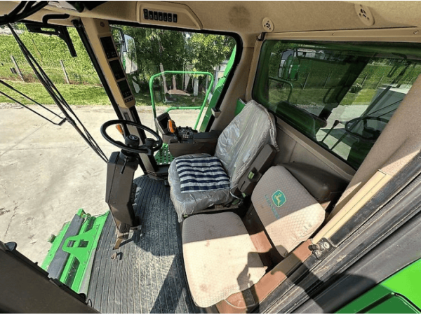 Комбайн John Deere T660 (2010)