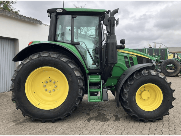 Трактор John Deere 6120M (2021)